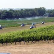 Hélicoptère sur la base ULM de La Ramière 3